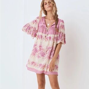 Spell Coco Lei Flutter Sleeve Mini Dress in Lilac, size Small
